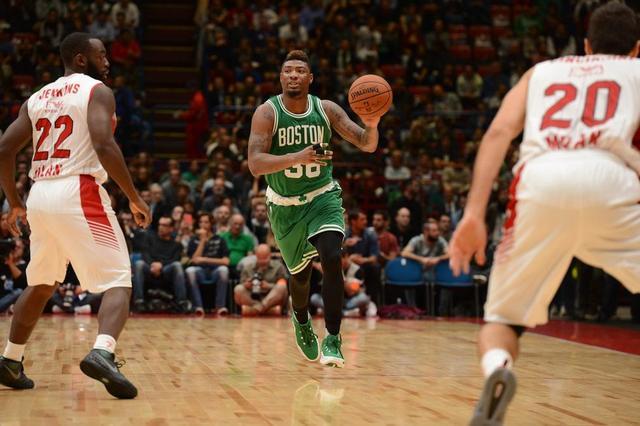 般迅速冲向 般迅速冲向